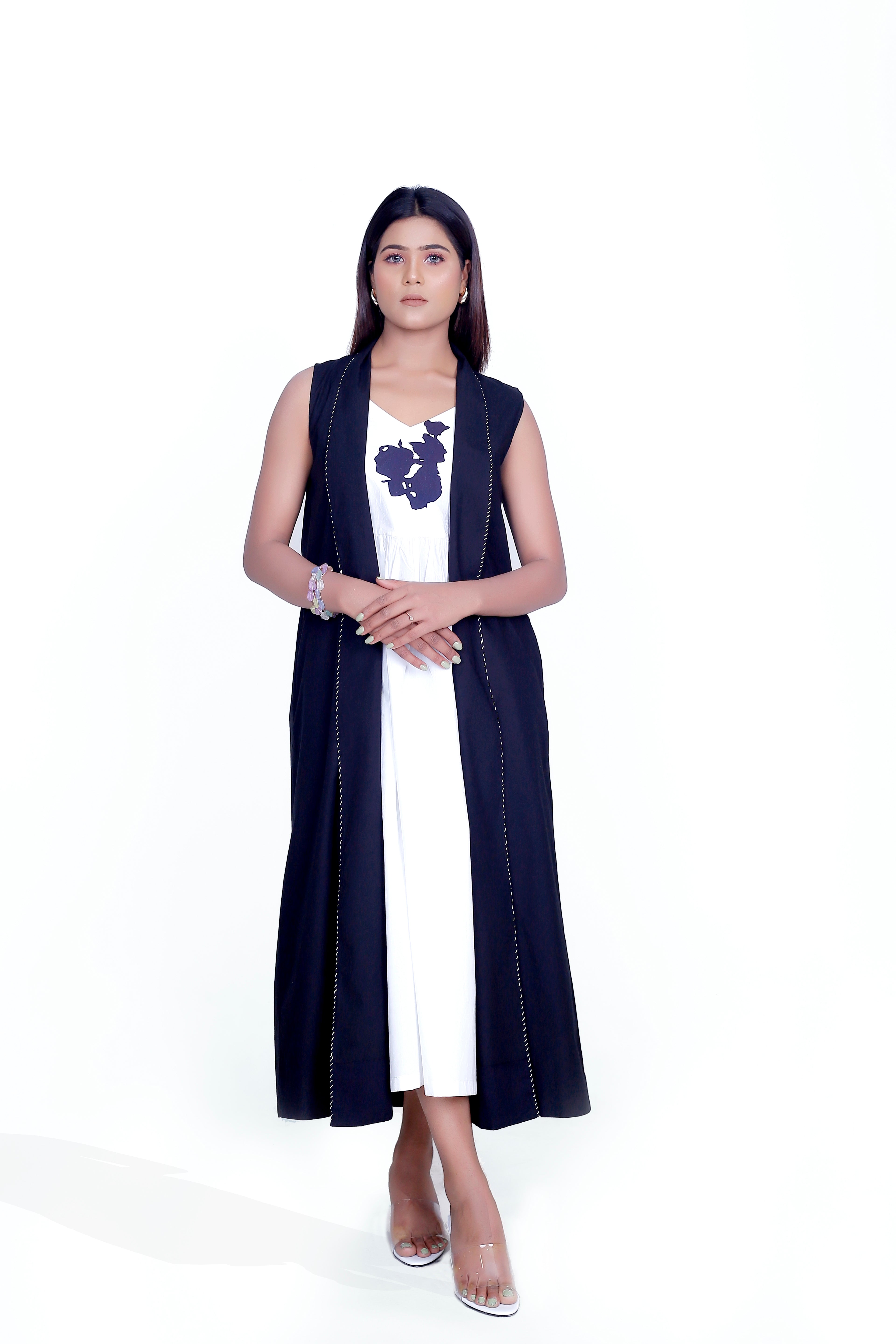 SLEEVELESS EMBROIDERY JACKET WITH STRIPE DRESS