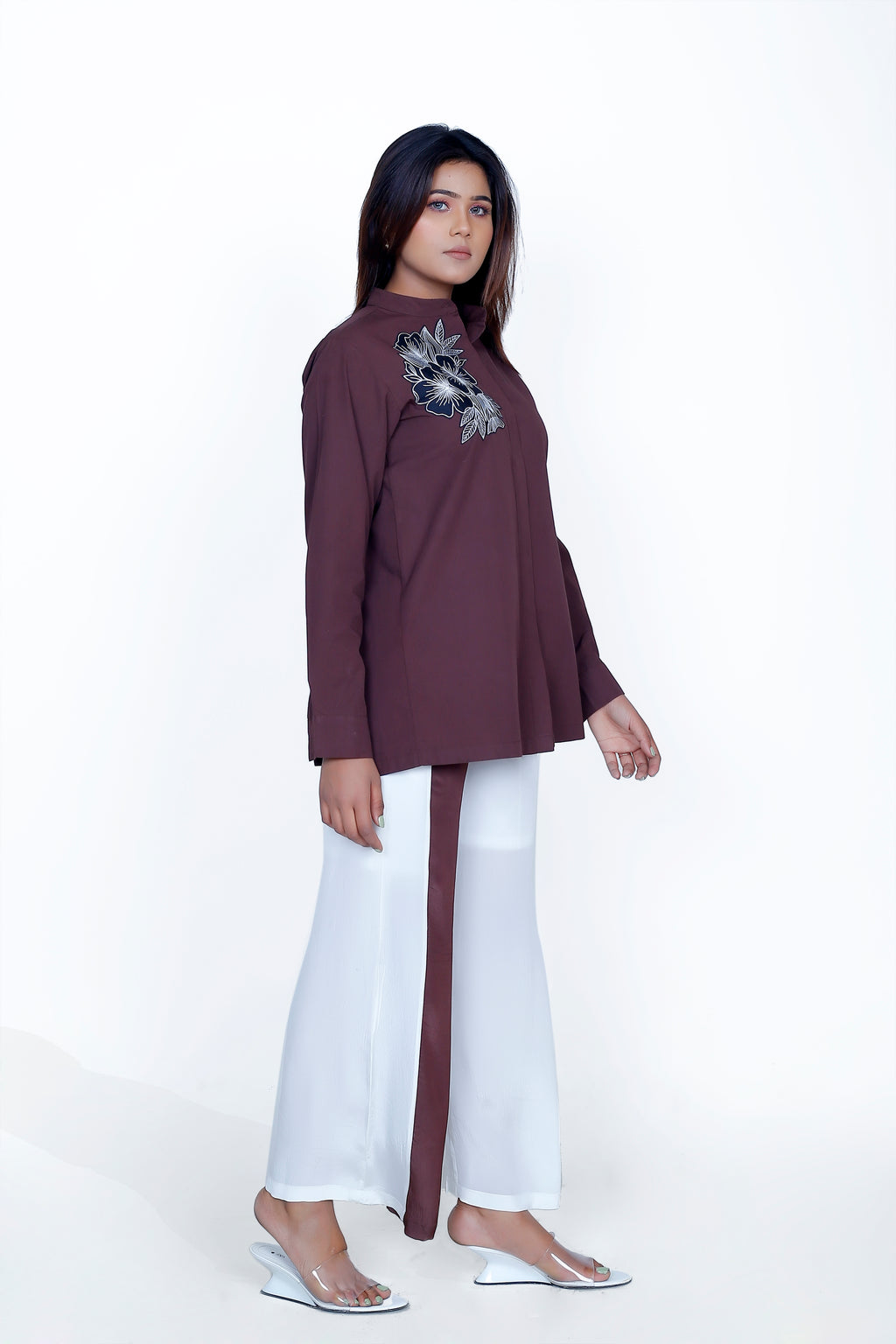 FRONT PATCH SHIRT WITH FRONT STRIPE PANT