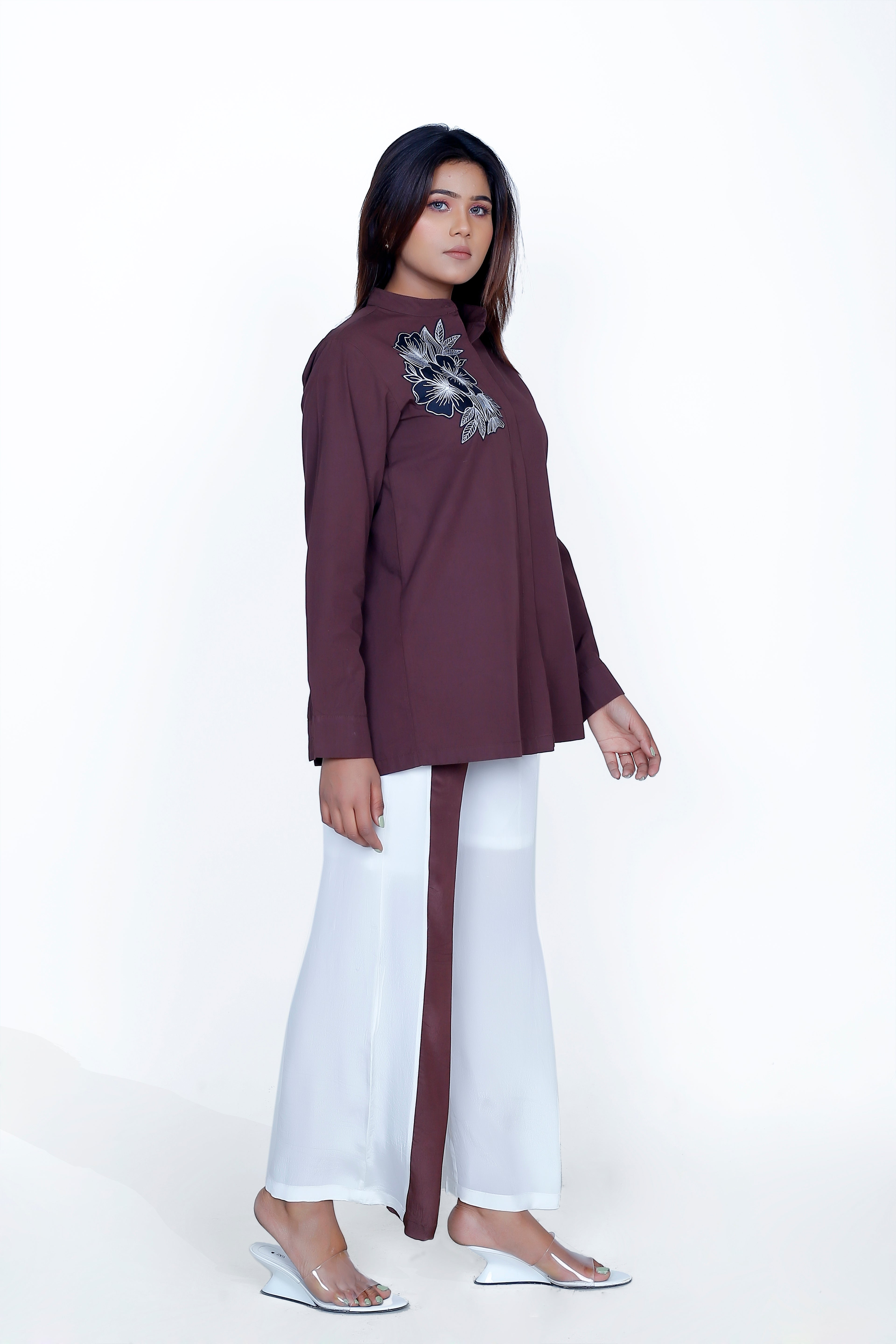 FRONT PATCH SHIRT WITH FRONT STRIPE PANT